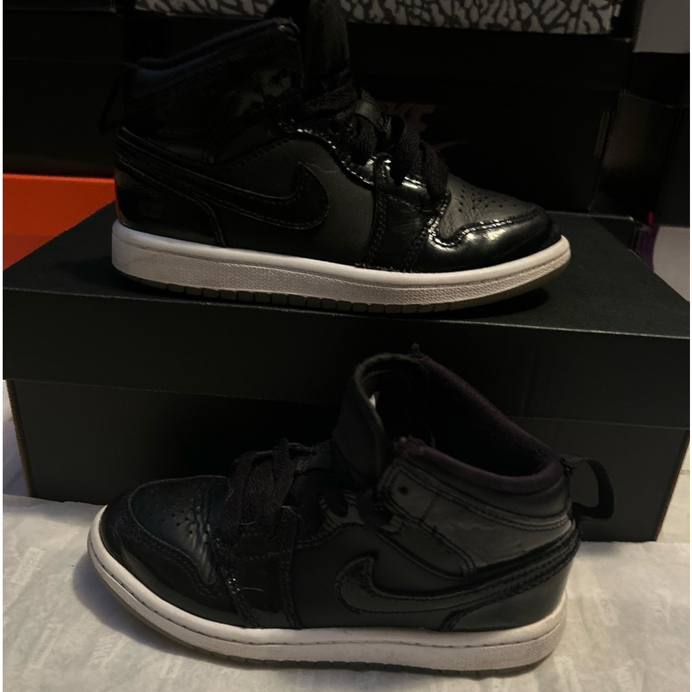 Size 12 (PS) - Jordan 1 Mid SE Space Jam